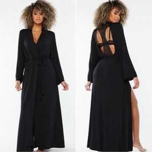 Savage X Fenty lace back robe NWOT